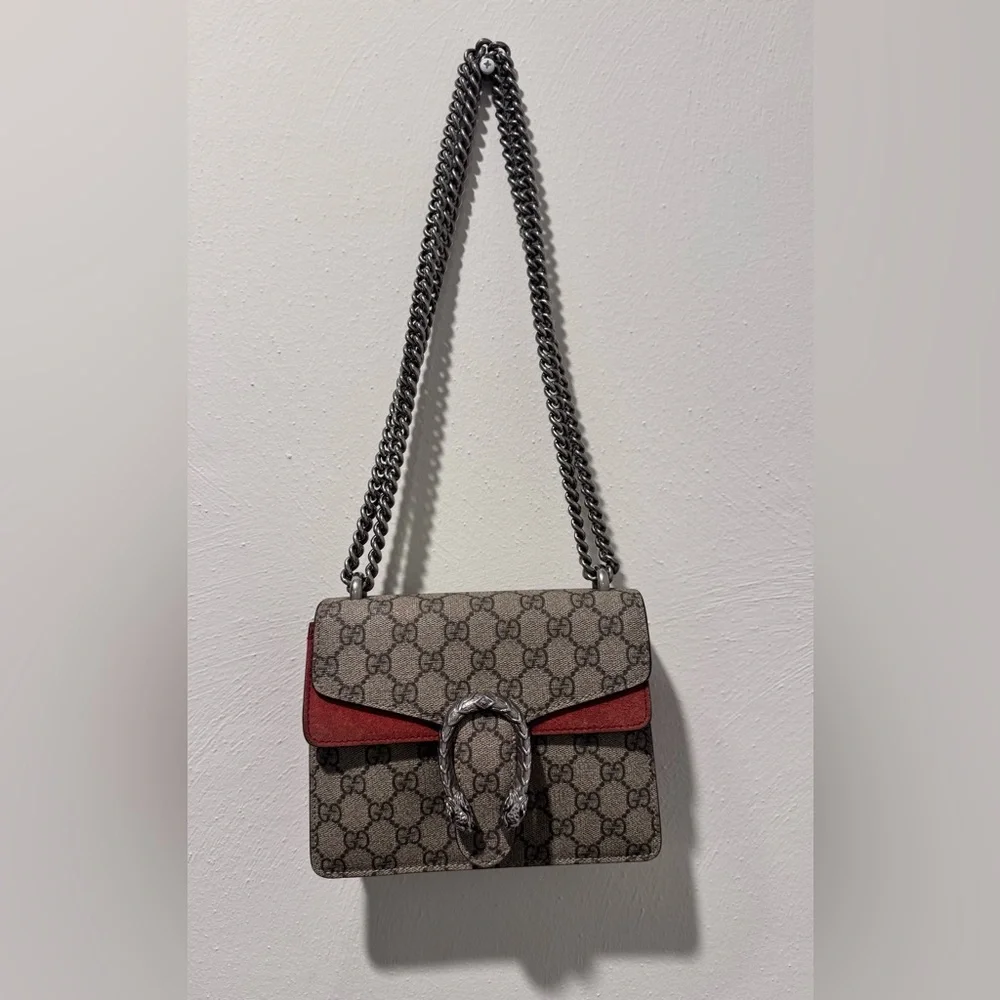Gucci Dionysus GG Supreme Mini Bag - Picture 4 of 15